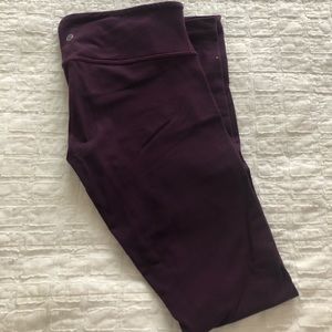 Lululemon Wunder Under pants. Full length.